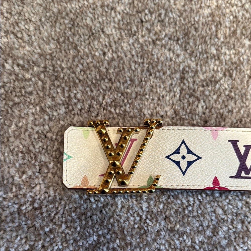 Louis Vuitton Belt - Picture 9 of 10